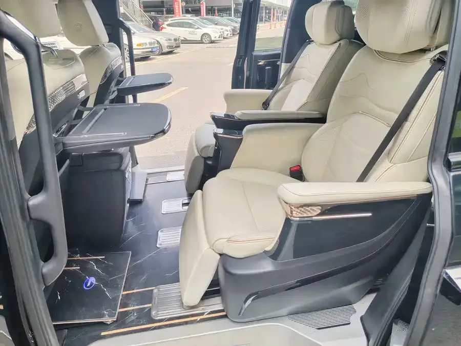 GAC Trumpchi M8 Trumpchi M8 2023 Grandmaster Series 400T Flagship Edition 2023 — миниатюра 4