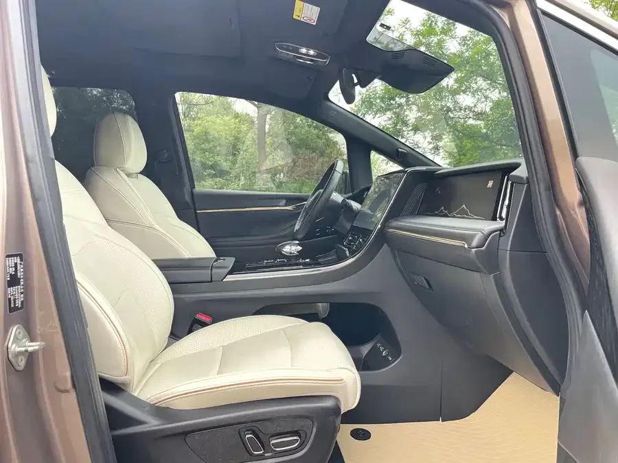 GAC Trumpchi M8 Trumpchi M8 2023 Grandmaster Series 400T Flagship Edition 2023 — миниатюра 4
