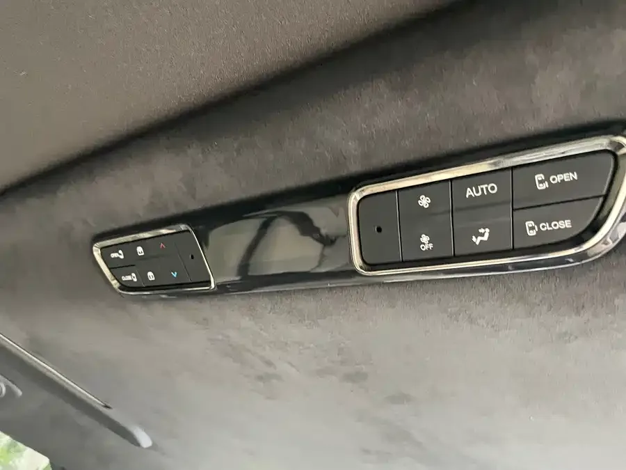 GAC Trumpchi M8 Trumpchi M8 2023 Grandmaster Series 400T Flagship Edition 2023 — миниатюра 5