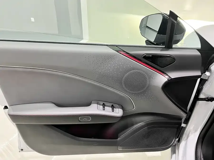 Zeekr 007GT Zeekr 007GT 2025 All-Wheel Drive Smart Edition 75kWh 2025 — миниатюра 3