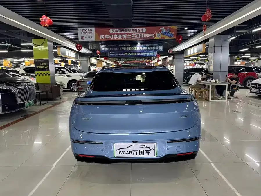 Zeekr 007GT Zeekr 007GT 2025 All-Wheel Drive Smart Edition 75kWh 2025 — миниатюра 3