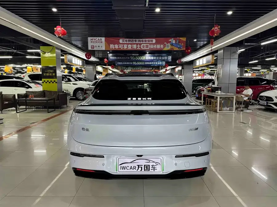 Zeekr 007GT Zeekr 007GT 2025 All-Wheel Drive Smart Edition 75kWh 2025 — миниатюра 4