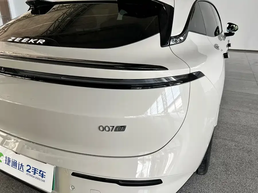 Zeekr 007GT Zeekr 007GT 2025 All-Wheel Drive Smart Edition 75kWh 2025 — миниатюра 3