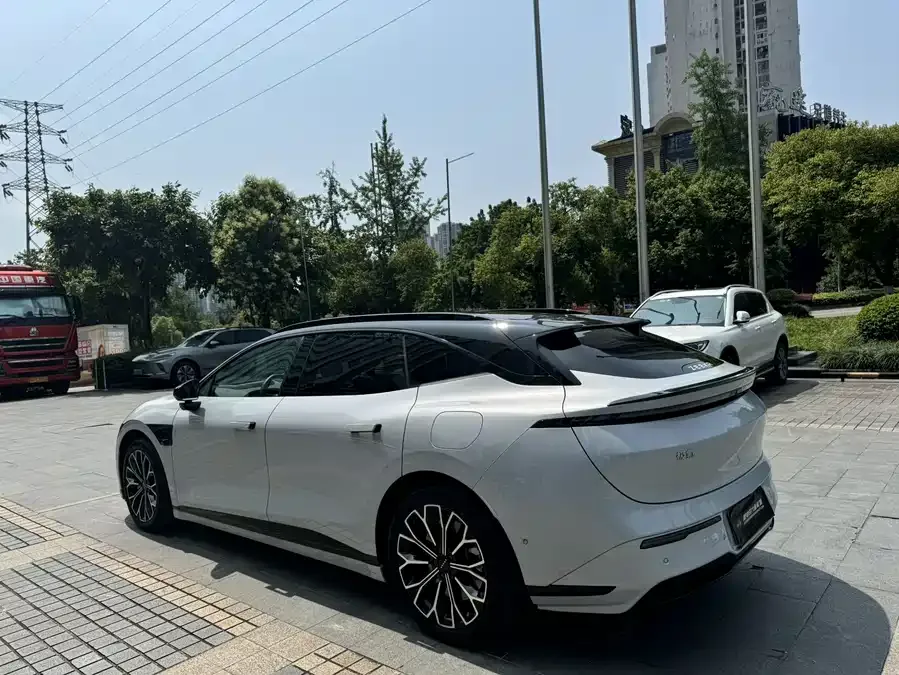 Zeekr 007GT Zeekr 007GT 2025 All-Wheel Drive Smart Edition 75kWh 2025 — миниатюра 4