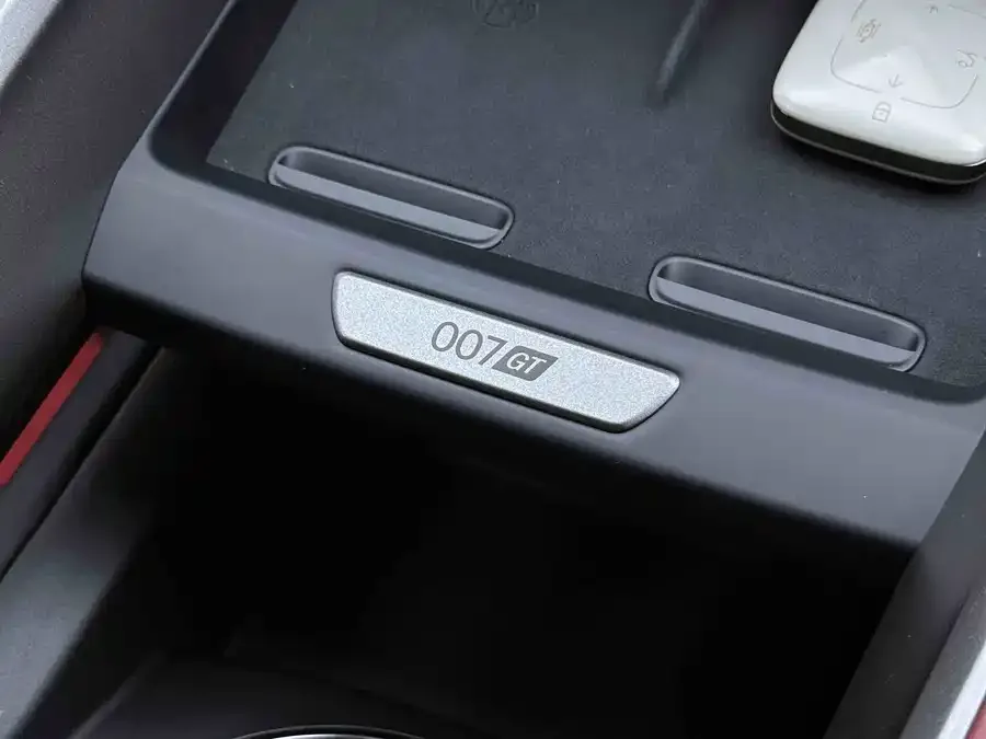 Zeekr 007GT Zeekr 007GT 2025 rear-wheel drive intelligent driving version 75kWh 2026 — миниатюра 4