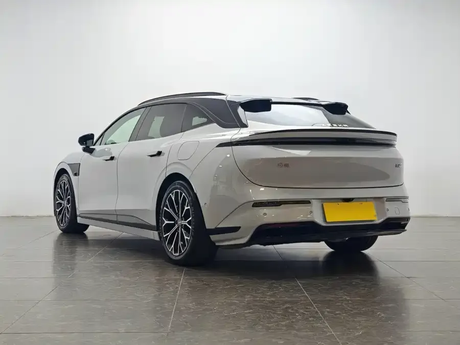 Zeekr 007GT Zeekr 007GT 2025 All-Wheel Drive Smart Edition 75kWh 2025 — миниатюра 2