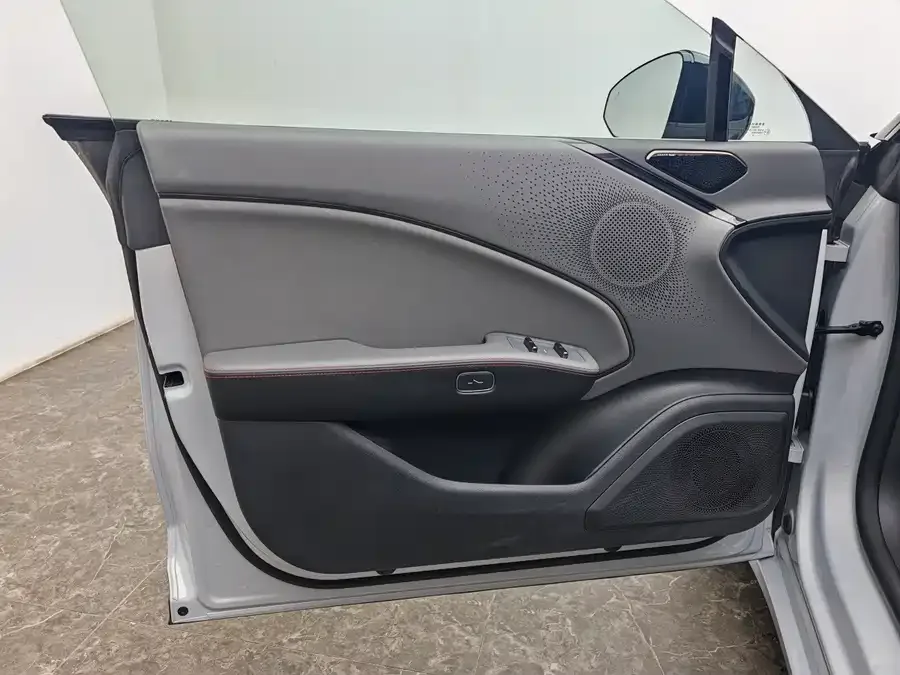 Zeekr 007GT Zeekr 007GT 2025 All-Wheel Drive Smart Edition 75kWh 2025 — миниатюра 3