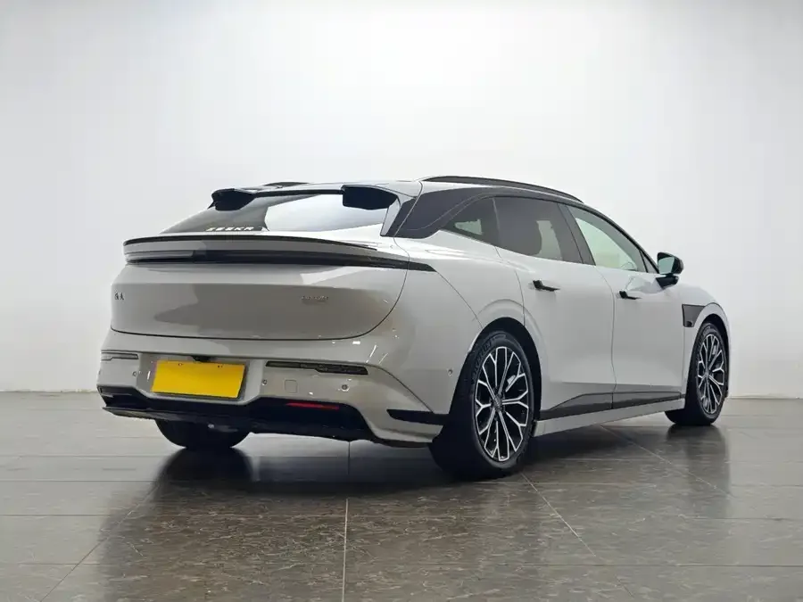 Zeekr 007GT Zeekr 007GT 2025 All-Wheel Drive Smart Edition 75kWh 2025 — миниатюра 4