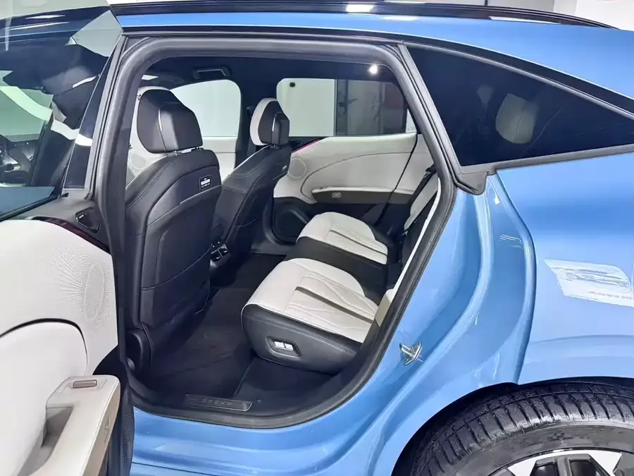Zeekr 007GT Zeekr 007GT 2025 All-Wheel Drive Smart Edition 75kWh 2025 — миниатюра 4