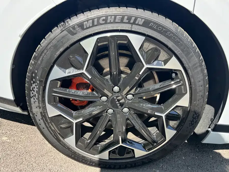 Zeekr 007GT Zeekr 007GT 2025 All-Wheel Drive Smart Edition 75kWh 2025 — миниатюра 4