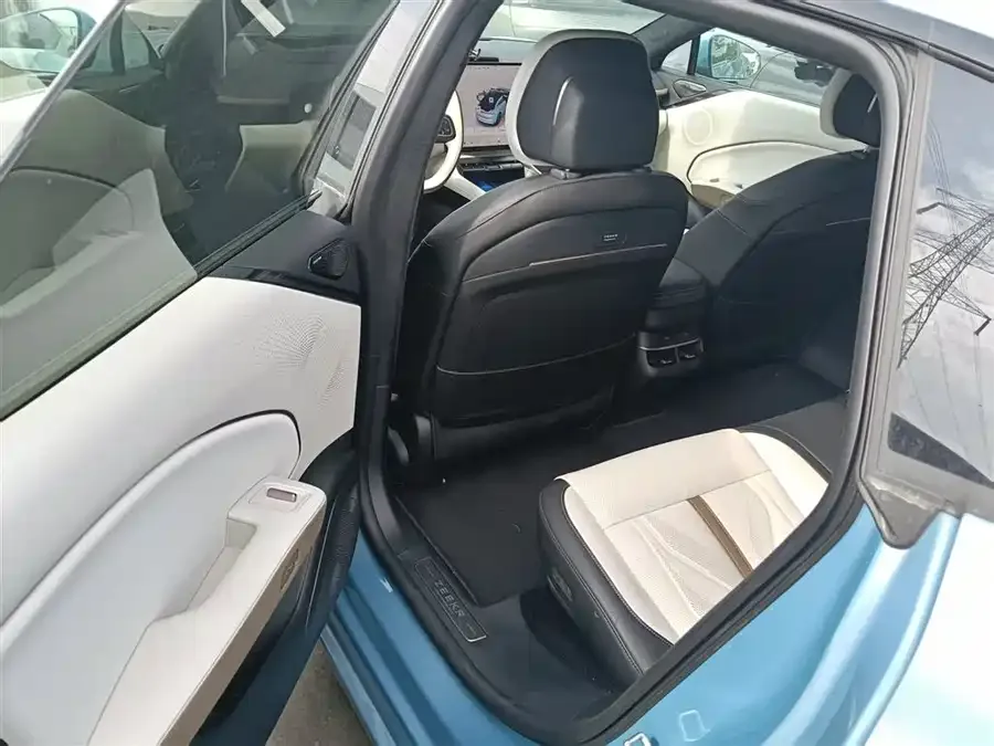 Zeekr 007GT Zeekr 007GT 2025 All-Wheel Drive Smart Edition 75kWh 2025 — миниатюра 2