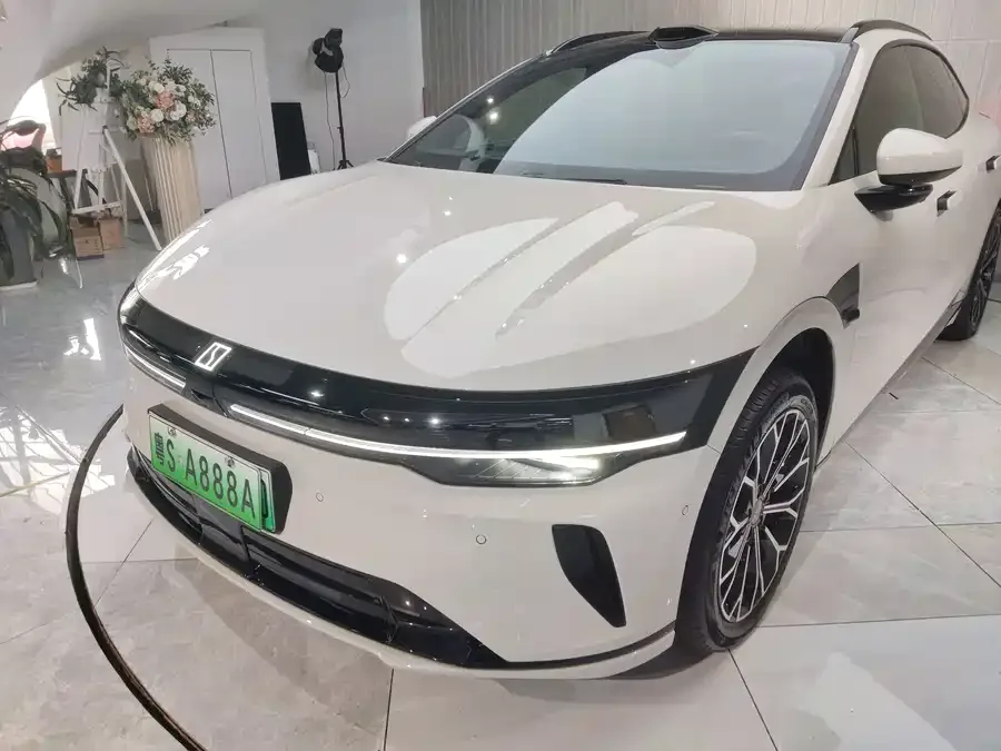Zeekr 007GT Zeekr 007GT 2025 All-Wheel Drive Smart Edition 75kWh 2025 — миниатюра 3