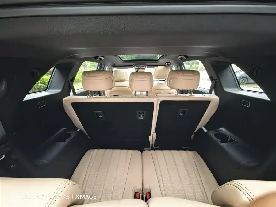 Jetour X70L Jetour X70L 2026 1.5TD Dual-Clutch Luxury 7-Seater 2026 — миниатюра 3