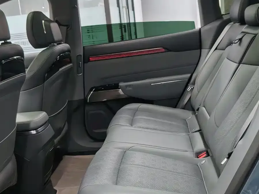 Zeekr 7X Zeekr 7X 2025 100kWh Long-range Rear-wheel Drive Smart Driving Edition 2024 — миниатюра 4