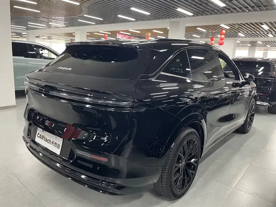 Zeekr 7X Zeekr 7X 2025 100kWh Long-range Rear-wheel Drive Smart Driving Edition 2024 — миниатюра 3