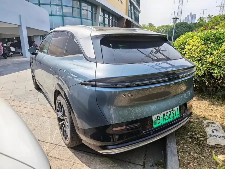 Zeekr 7X Zeekr 7X 2025 75kWh RWD Smart Driving Edition 2024 — миниатюра 4