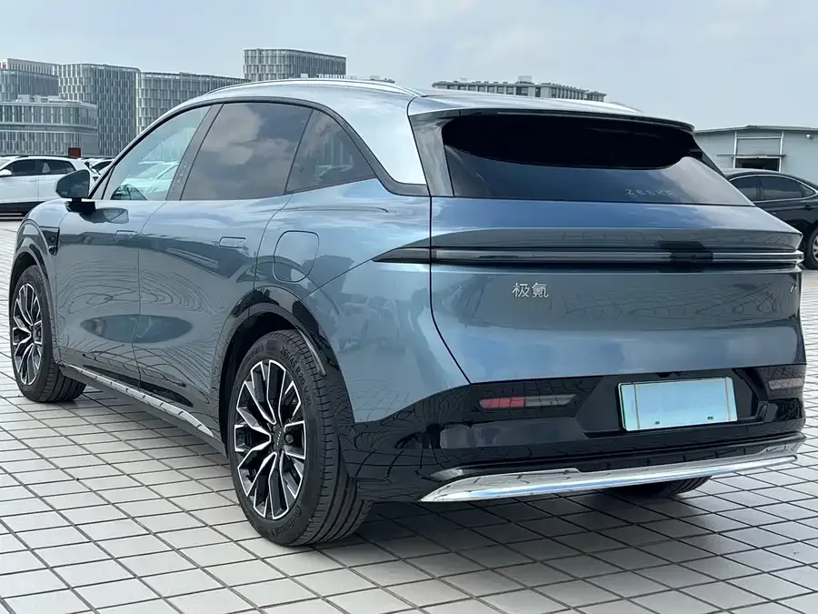 Zeekr 7X Zeekr 7X 2025 100kWh Long-range 4WD Smart Driving Edition 2025 — миниатюра 4