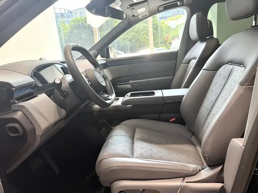 Zeekr 7X Zeekr 7X 2025 75kWh RWD Smart Driving Edition 2024 — миниатюра 4