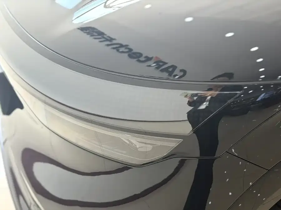 Zeekr 7X Zeekr 7X 2025 75kWh RWD Smart Driving Edition 2024 — миниатюра 5
