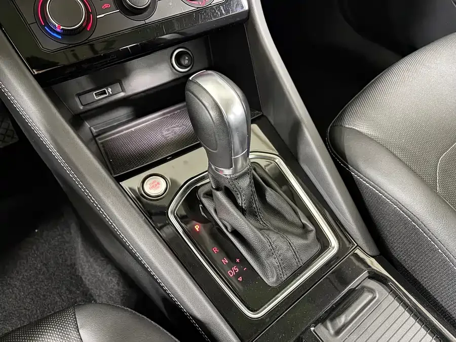 Jetta VS7 Jetta VS7 2022 280TSI Automatic High-gloss Enjoyment Edition 2023 — миниатюра 4