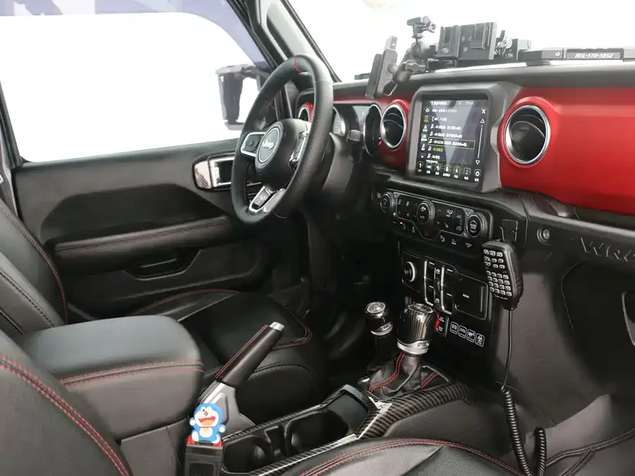 Jeep Wrangler Wrangler 2021 2.0T Robin Hood Four-Door Edition 2022 — миниатюра 3
