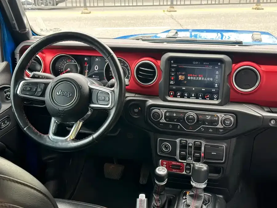 Jeep Wrangler Wrangler 2021 2.0T Robin Hood Four-Door Edition 2024 — миниатюра 4