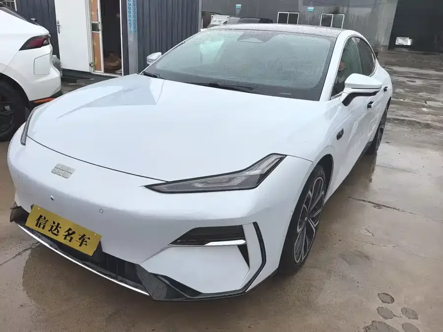 Geely Galaxy E8 2025
