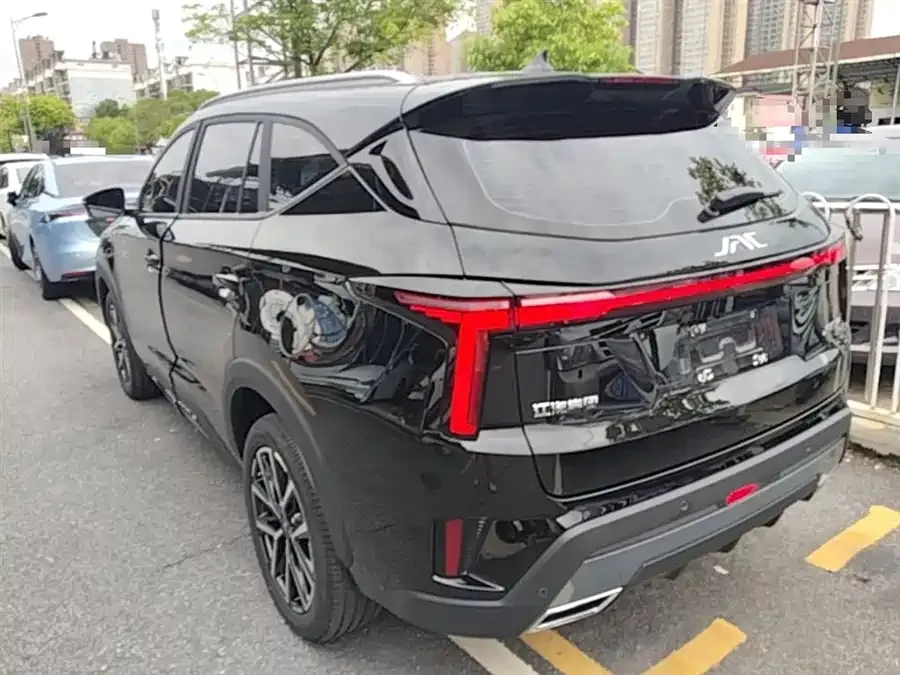JAC Motors JAC X8 E-home JAC X8 E-Home 2024 Family Edition 7-seater 2025 — миниатюра 2
