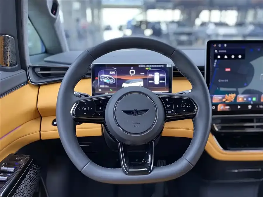 Geely Yizhen L380 Yizhen L380 2024 140 degree 6-seater 4WD Ultra 2026 — миниатюра 2