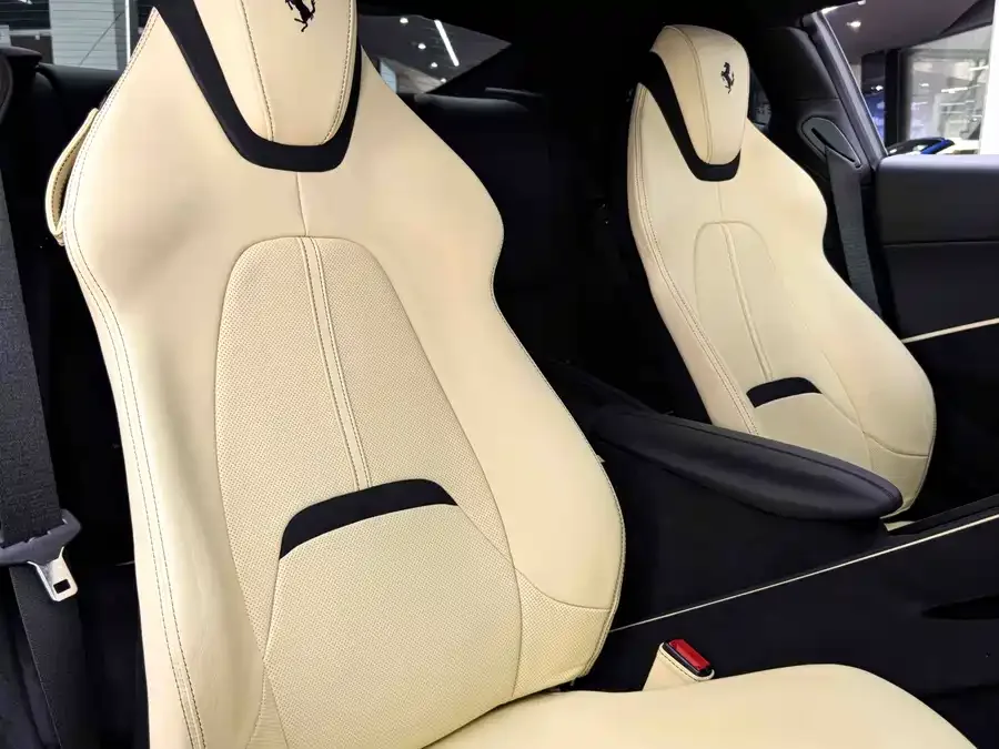 Ferrari Roma Roma 2020 3.9T V8 2024 — миниатюра 4
