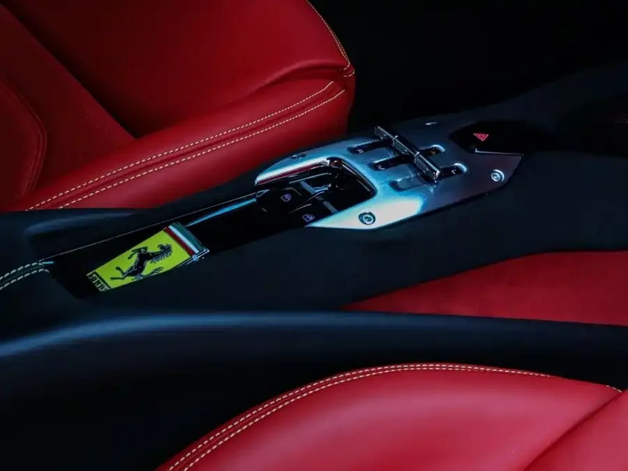 Ferrari 296 Ferrari 296 2021 3.0T V6 GTB 2024 — миниатюра 5