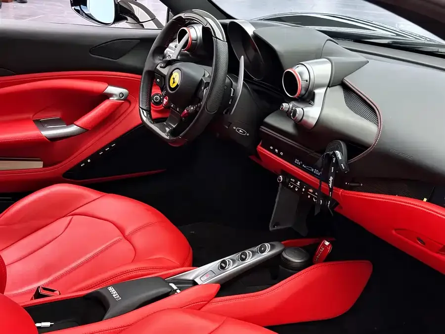 Ferrari F8 Ferrari F8 2019 Tributo 3.9T V8 2022 — миниатюра 5
