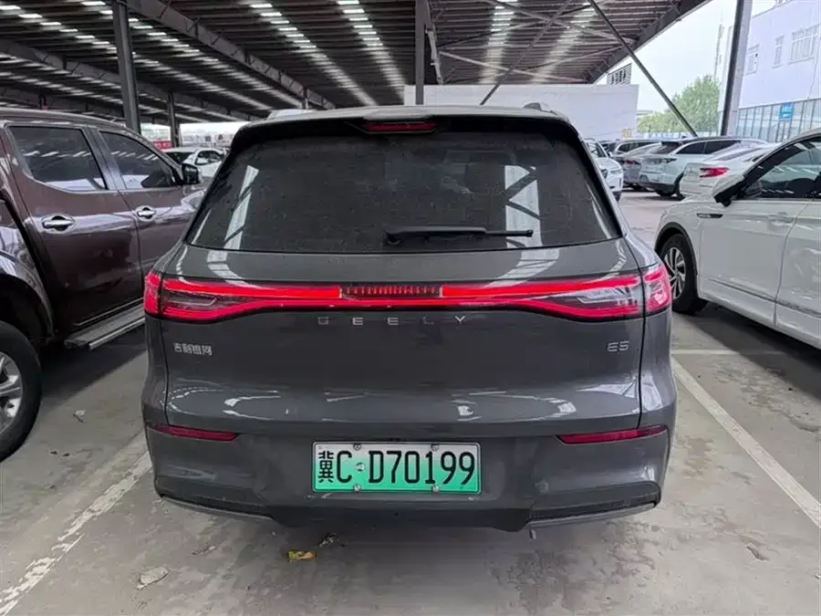 Geely Galaxy E5 Galaxy E5 2024 530km Exploration+ Edition 2024 — миниатюра 2