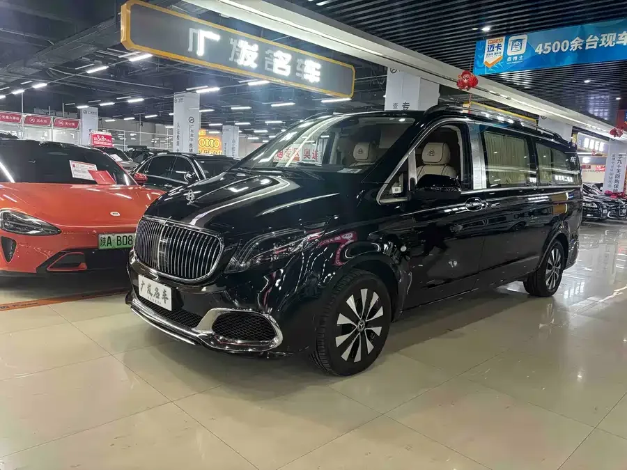 Mercedes-Benz Vito Vito 2023 2.0T Elite Edition 7 Seaters 2023 — фото 1, купить с доставкой в Москву