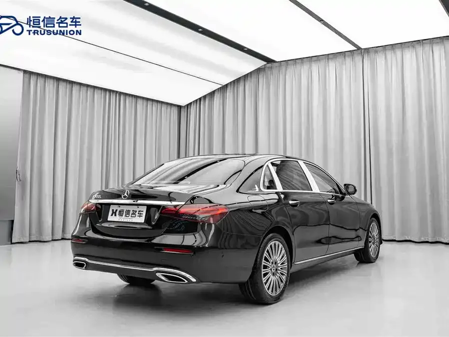Mercedes-Benz E-Class Mercedes-Benz E-Class 2023 facelift E 300 L Luxury Edition 2023 — миниатюра 2