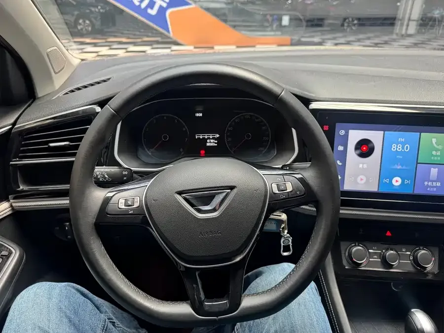Jetta VS5 Jetta VS5 2022 280TSI Automatic Progressive Edition 2023 — миниатюра 4
