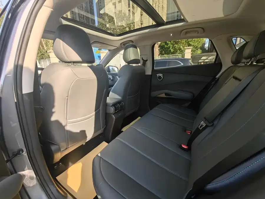 BYD Yuan Plus Yuan PLUS 2025 Smart Driving Edition 510KM Beyond Edition 2025 — миниатюра 2