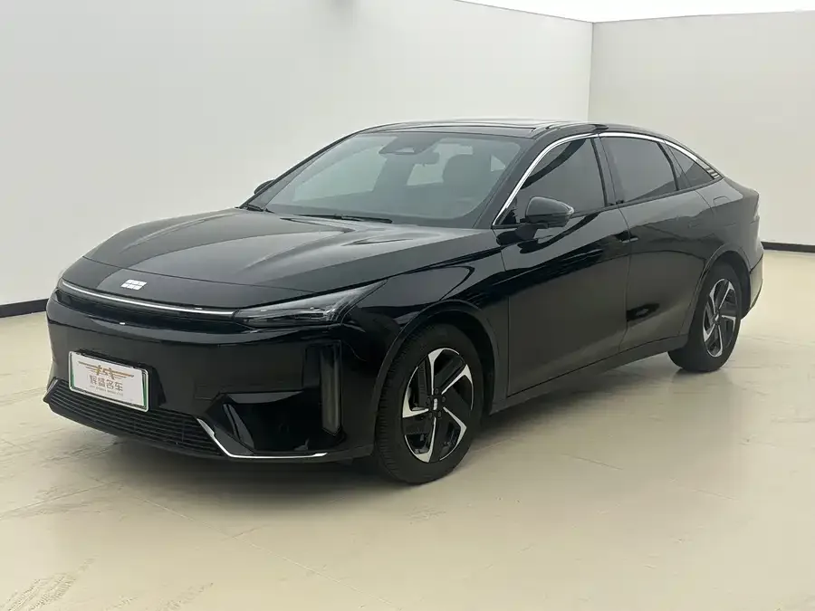 Geely Galaxy L6 2024
