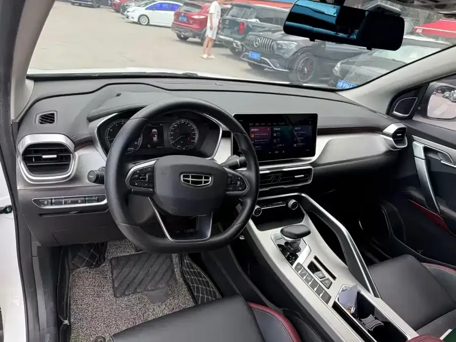 Geely Coolray SX11 Binyue 2021 1.4T DCT Diamond Edition 2022 — миниатюра 2