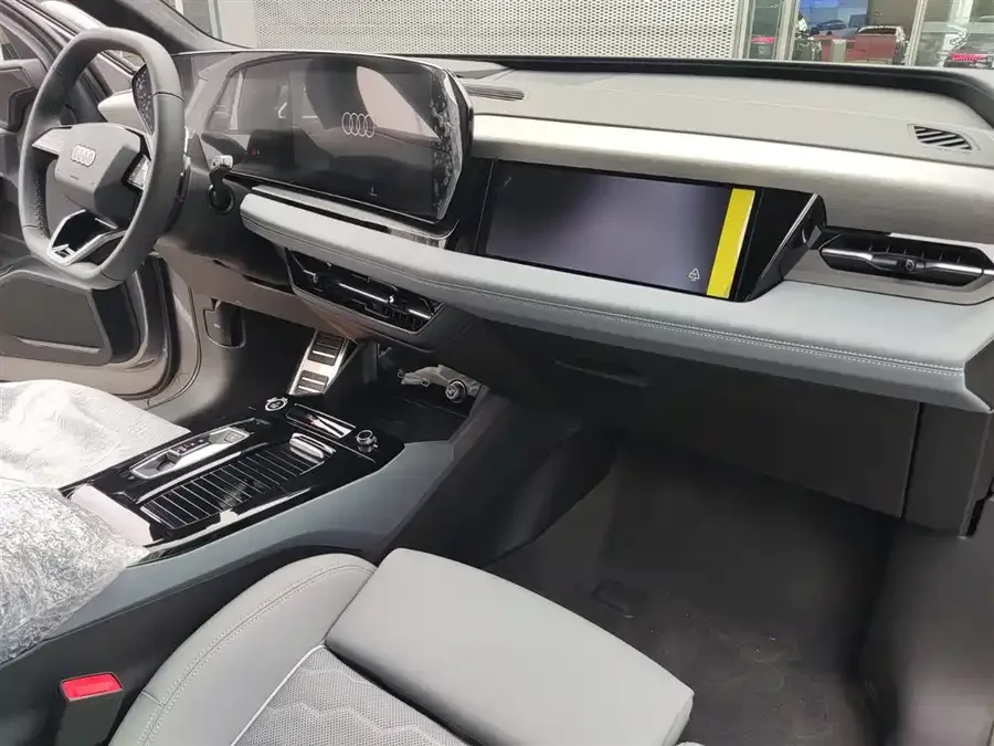 Audi Q6L e-tron 2026 long-range version 2026 — миниатюра 5