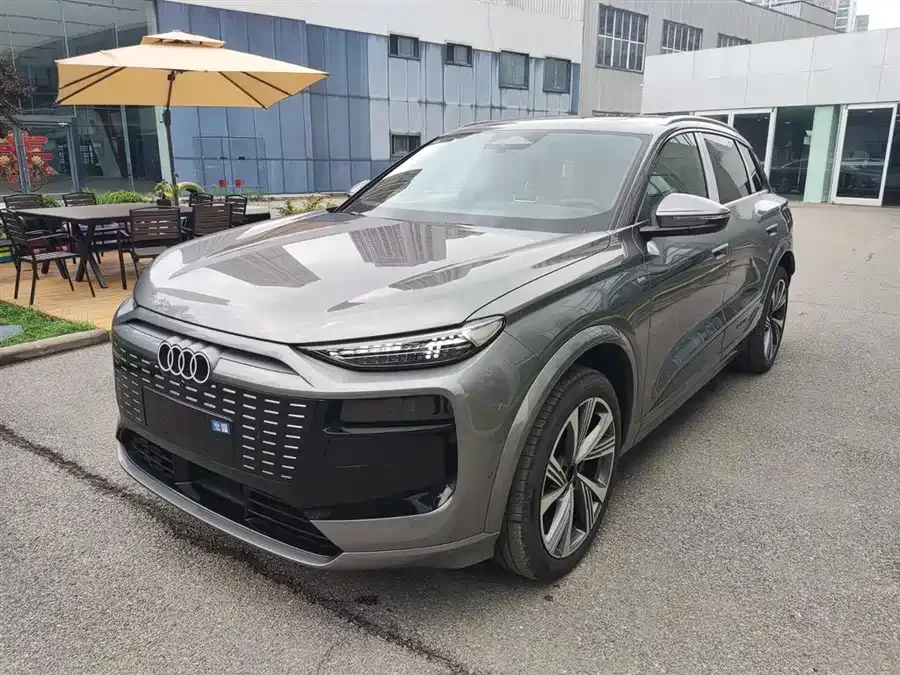 Audi Q6L e-tron 2026 long-range version 2026 — фото 1, купить с доставкой в Москву