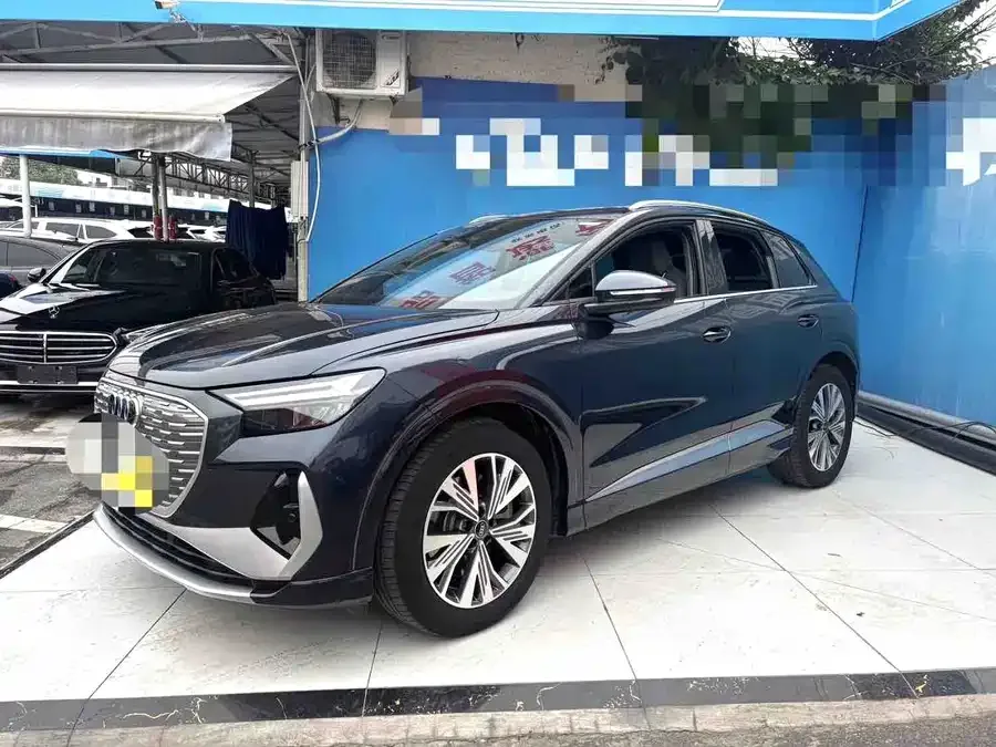 Audi Q4 e-tron 2023