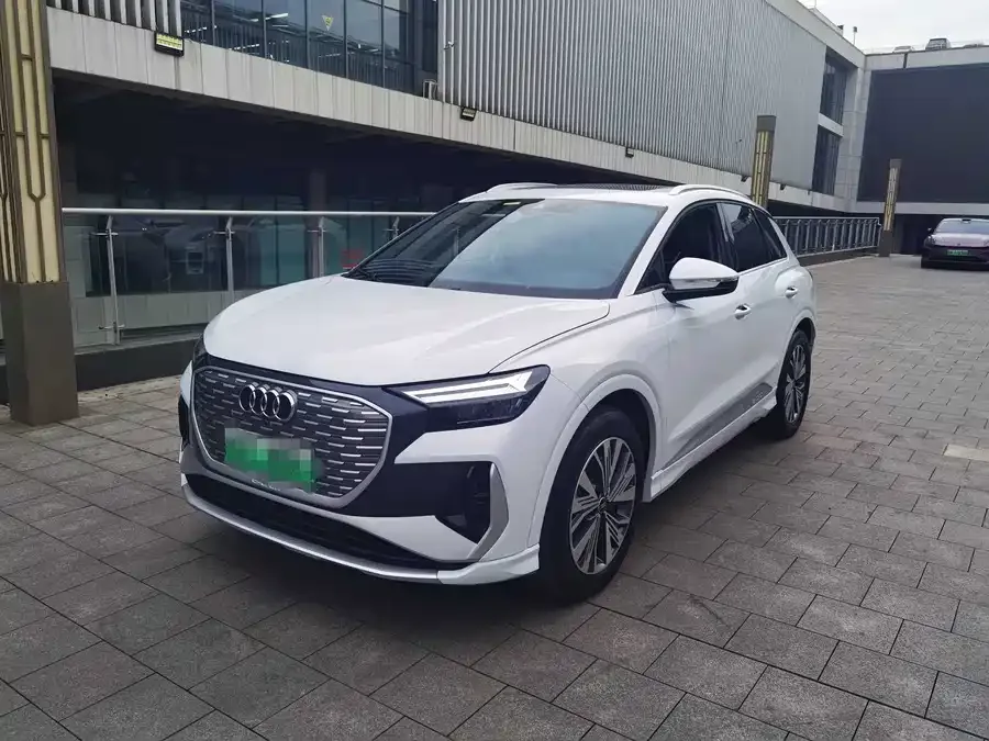 Audi Q4 e-tron 2023