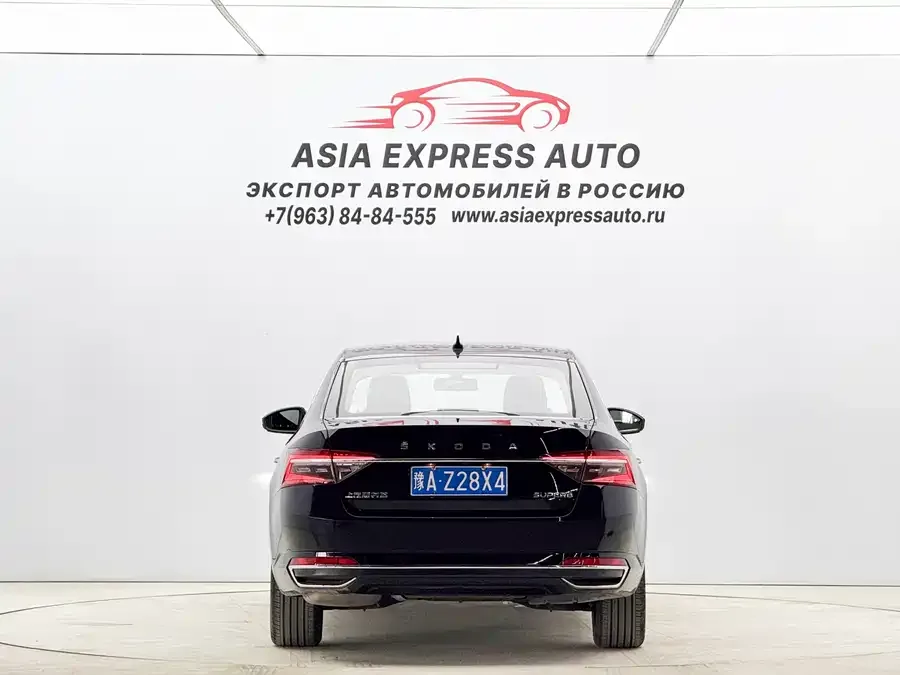 Skoda Superb Superpa 2024 TSI280 DSG Exclusive Edition 2023 — миниатюра 2