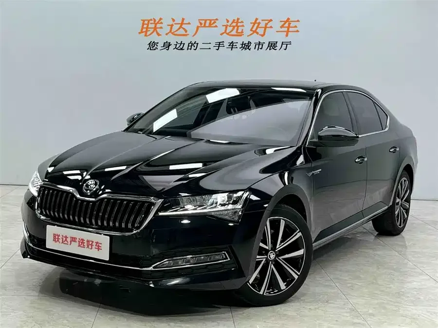Skoda Superb Superpa 2024 TSI280 DSG Exclusive Edition 2024 — фото 1, купить с доставкой в Москву