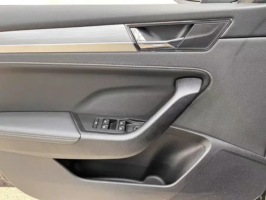 Skoda Superb Superb 2025 TSI280 DSG Premium Edition 2025 — миниатюра 3