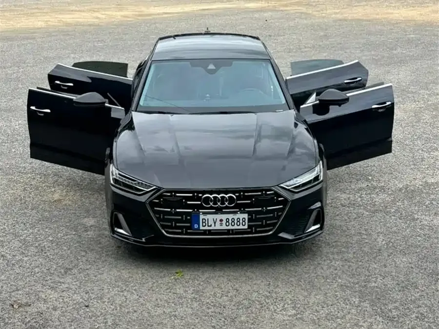 Audi A7L 2024 45 TFSI Luxury Edition 2024 — миниатюра 4