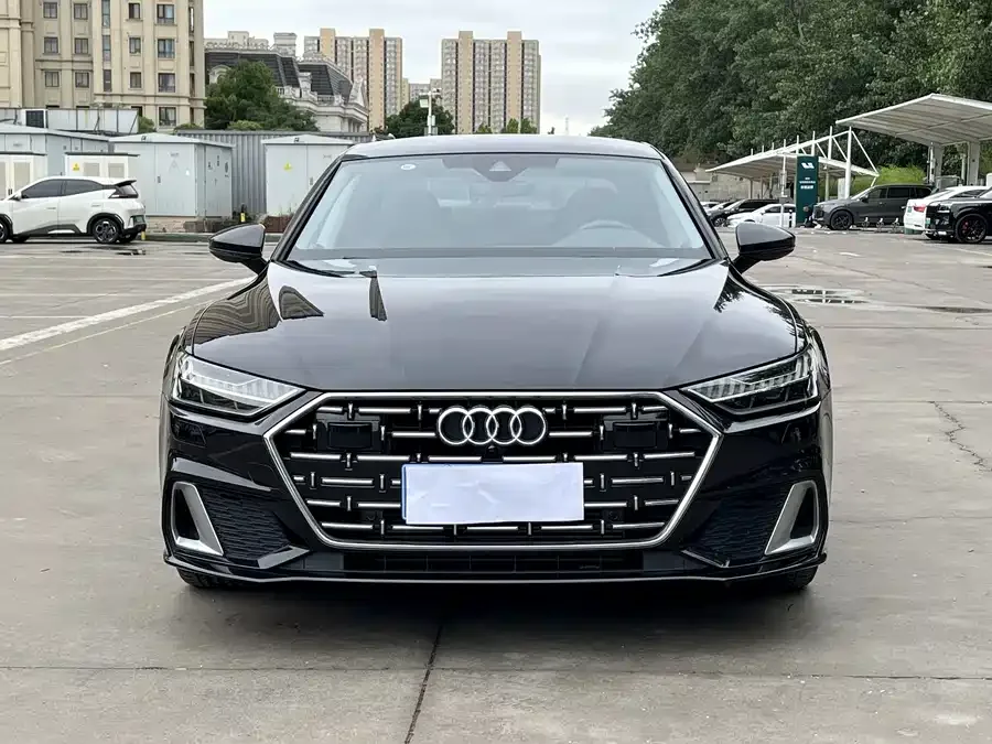 Audi A7L 2024