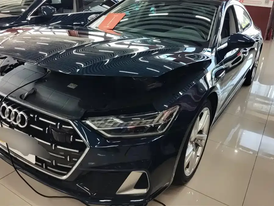 Audi A7L 2023