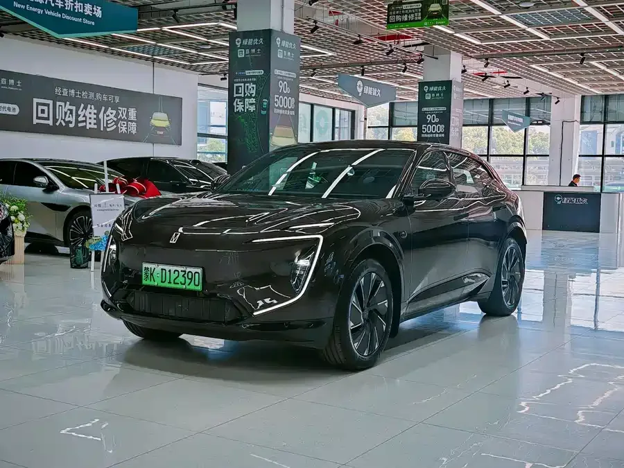 Avatr 07 Avita 07 2024 Pro+ pure electric version 2025 — фото 1, купить с доставкой в Москву